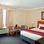 The Glengate Hotel & Suites